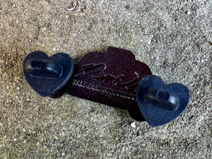 Soonay & Friends Taxi Pin
