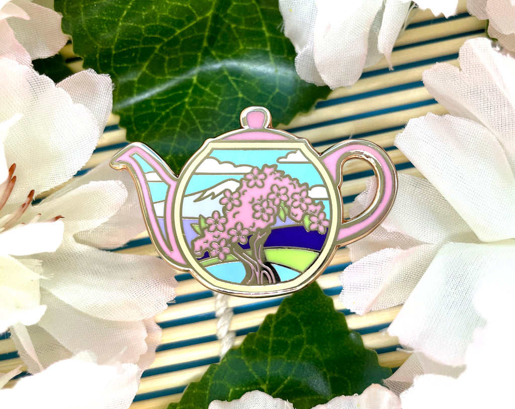 Scenic Teapot Pin